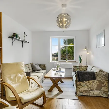 5 Bedroom Beautiful Home In Tranekaer بيت للعطل *
